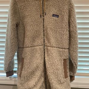 Patagonia long teddy coat